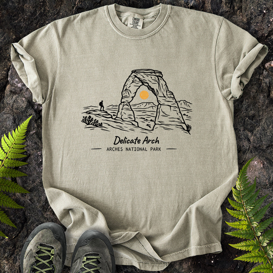 Delicate Arch Sketch T-Shirt