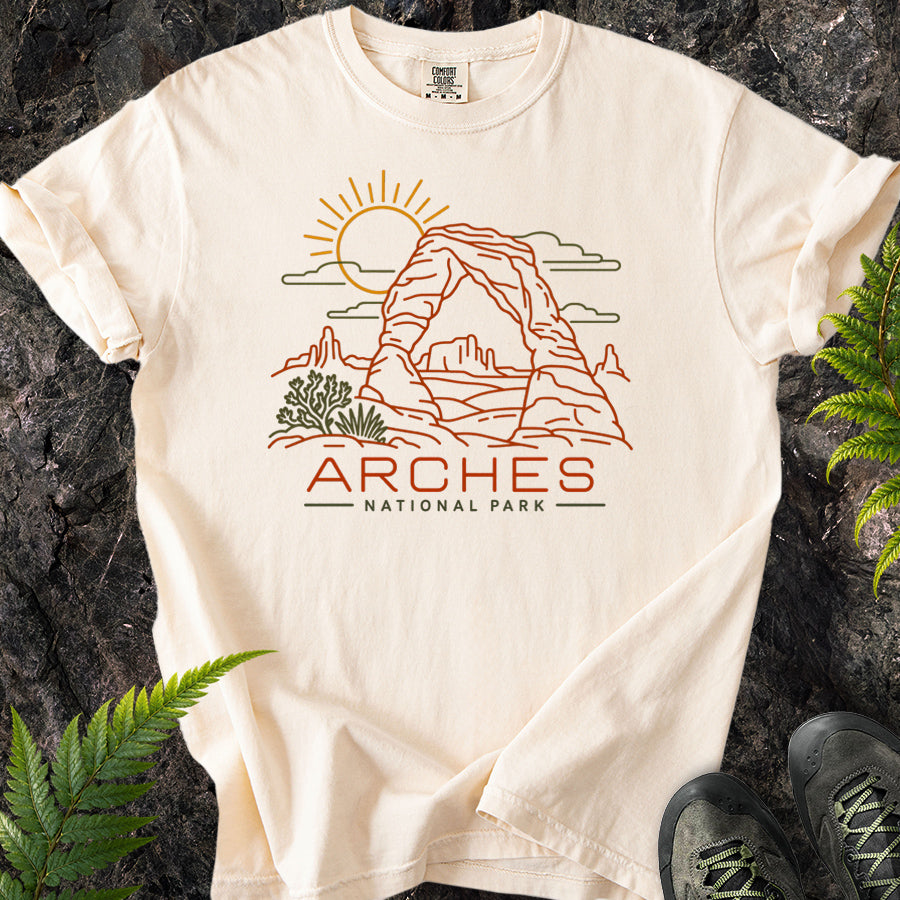 Delicate Arch Lines T-Shirt