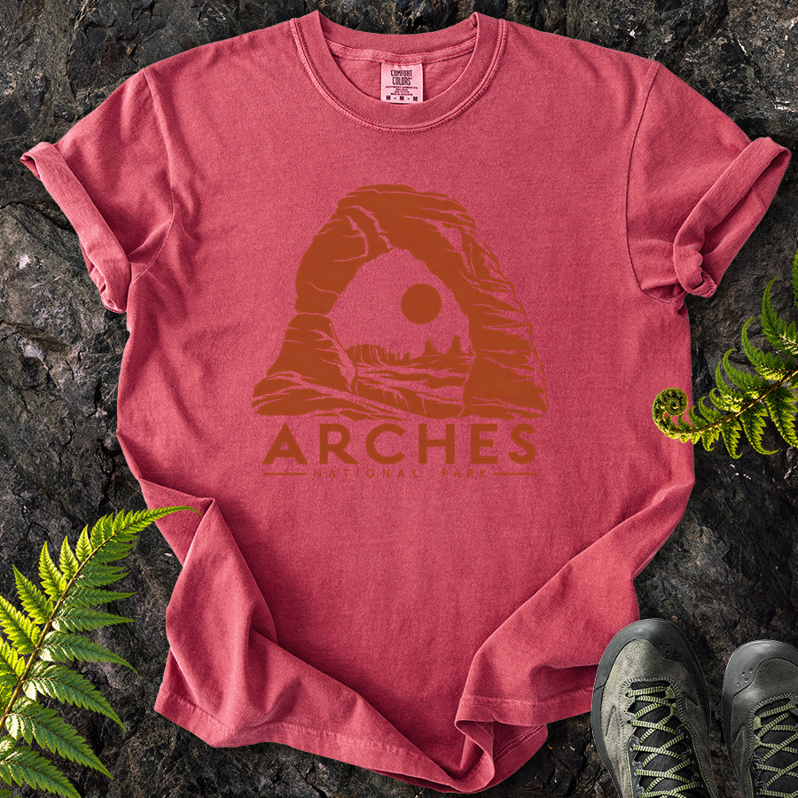 Delicate Arch Silhouette T-Shirt