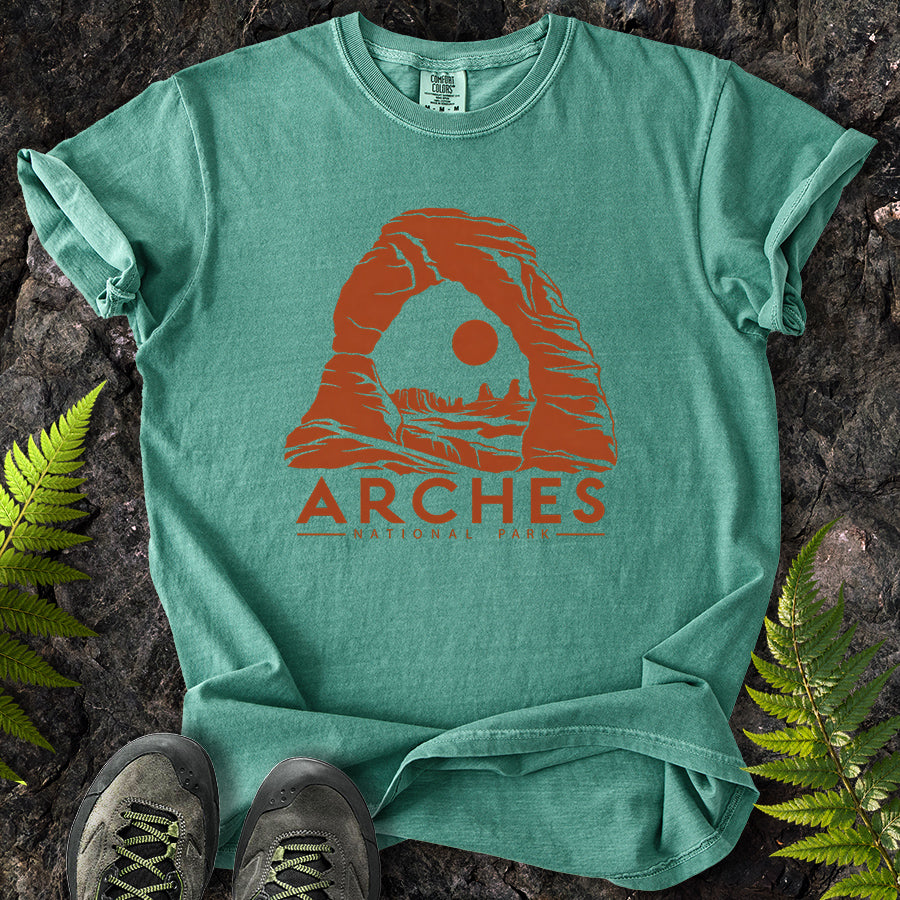 Delicate Arch Silhouette T-Shirt