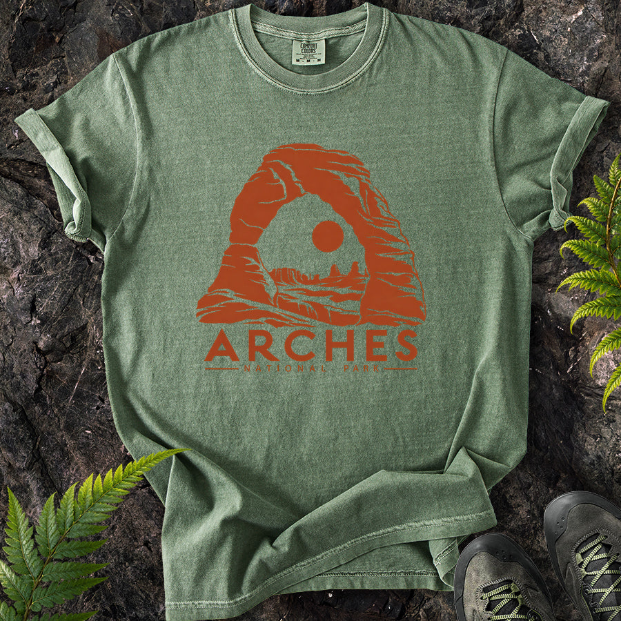 Delicate Arch Silhouette T-Shirt