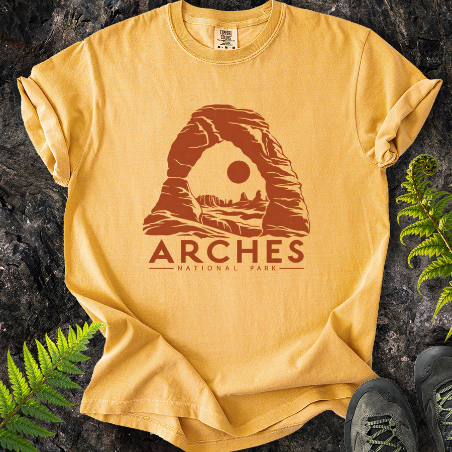 Delicate Arch Silhouette T-Shirt