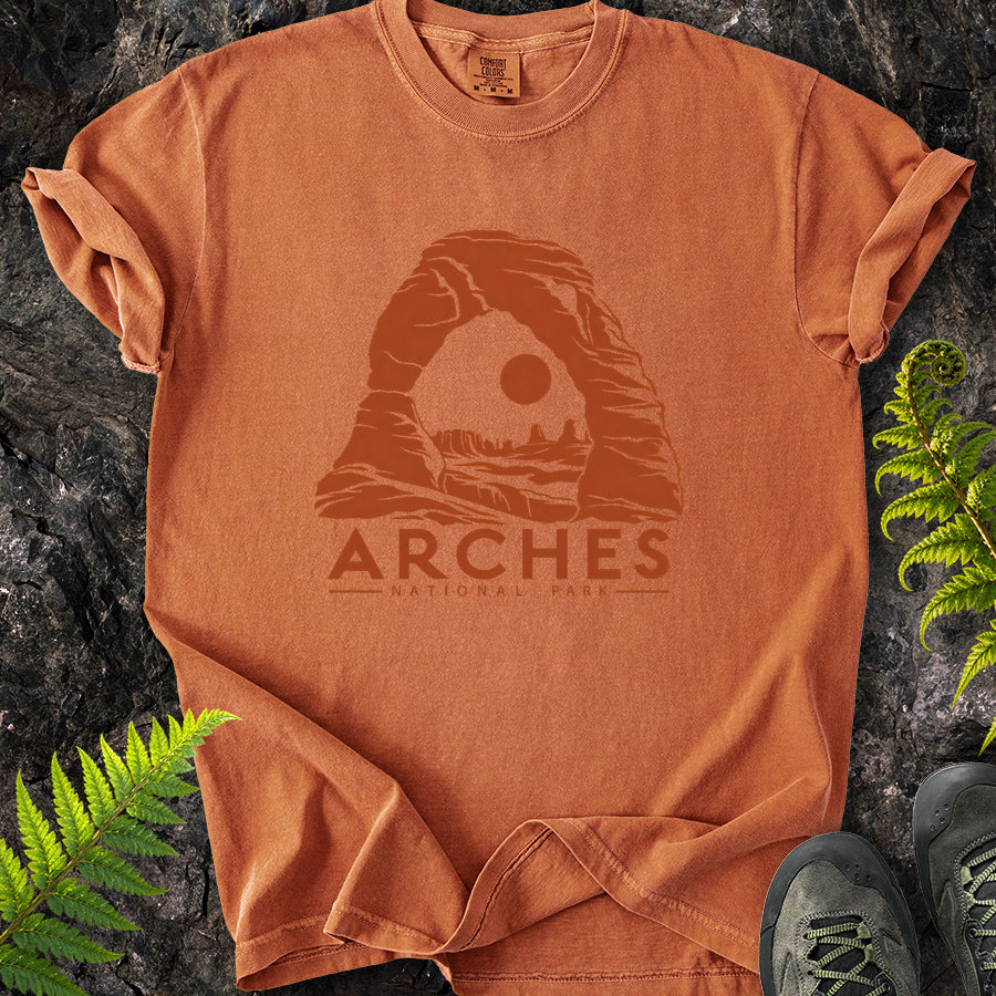Delicate Arch Silhouette T-Shirt