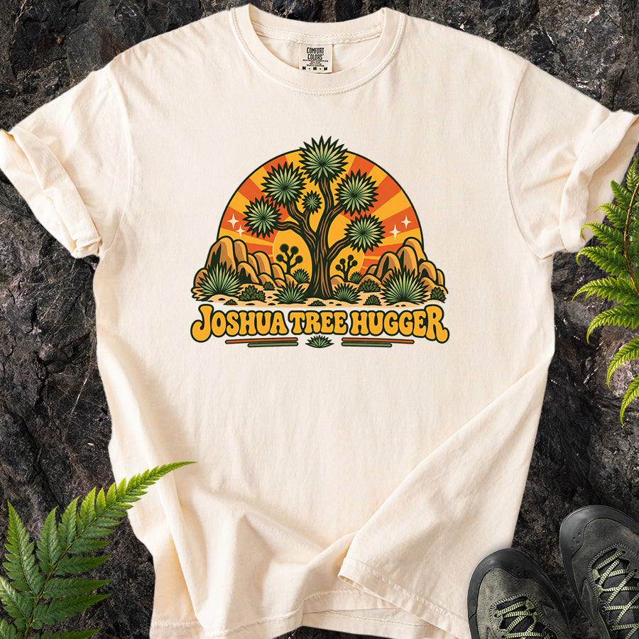 Joshua Tree Hugger Rays Retro T-Shirt