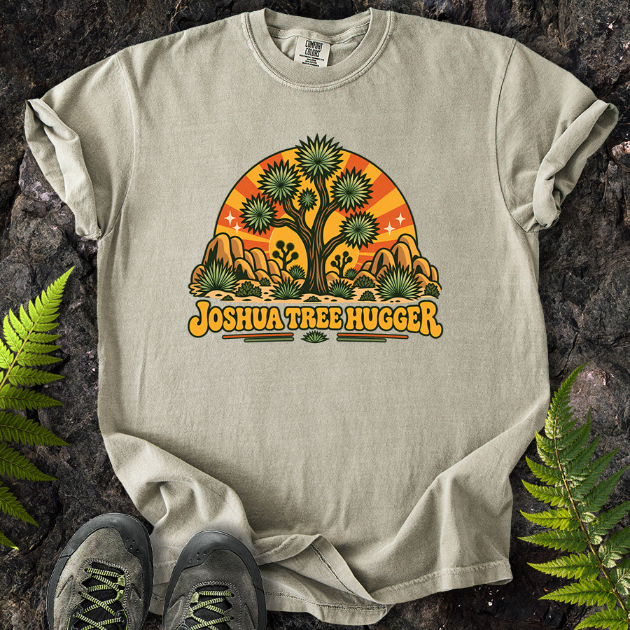 Joshua Tree Hugger Rays Retro T-Shirt