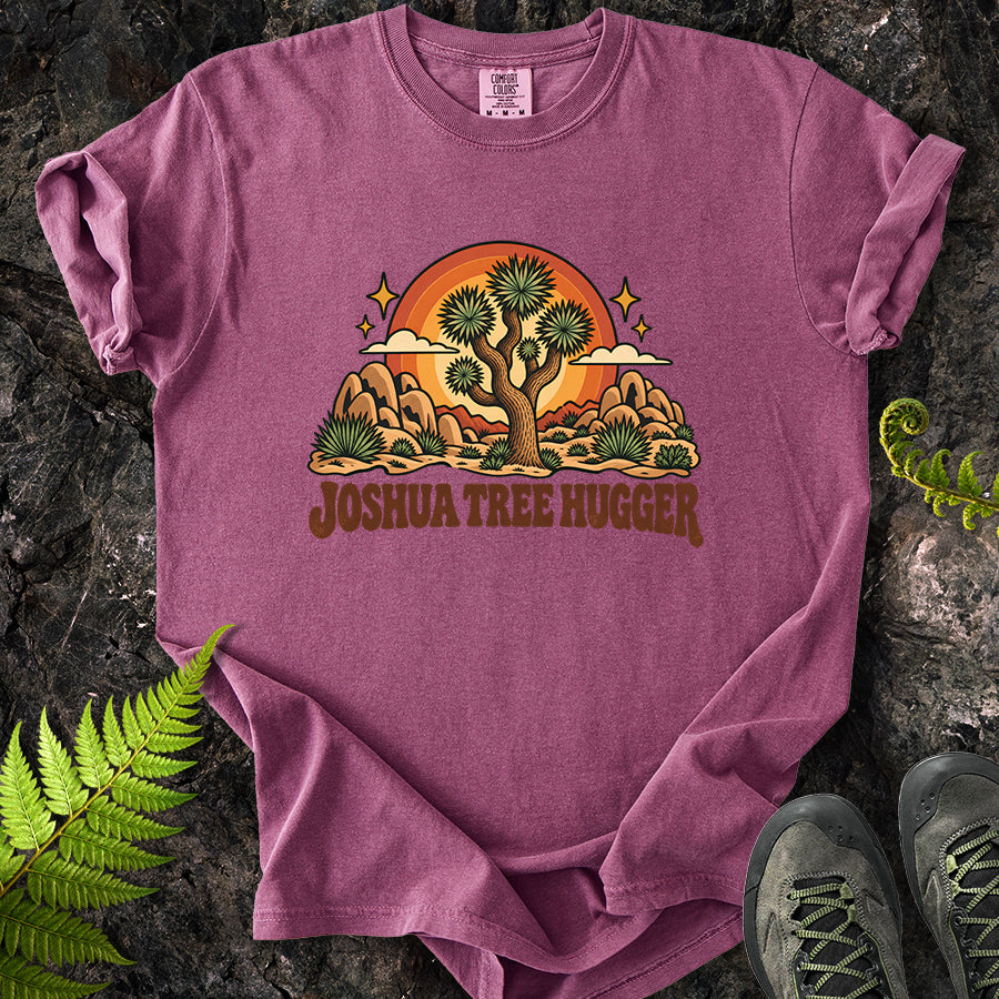 Joshua Tree Hugger Sun Retro T-Shirt
