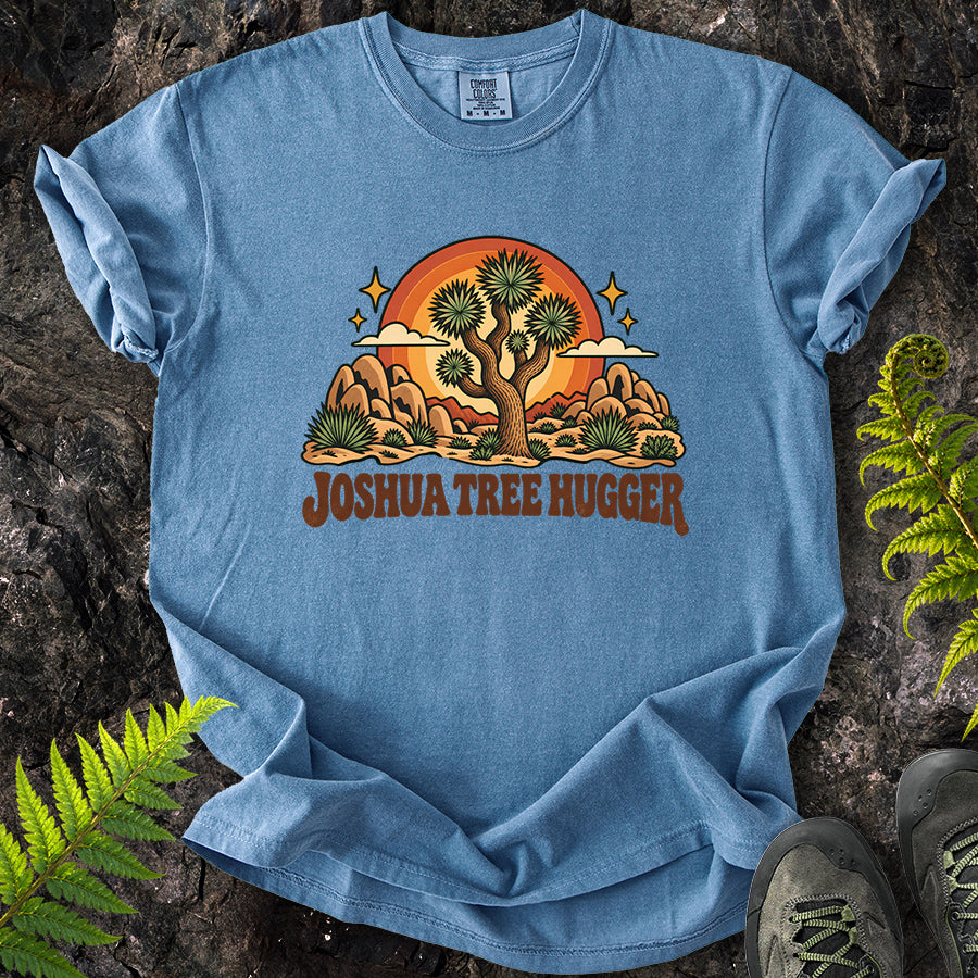 Joshua Tree Hugger Sun Retro T-Shirt