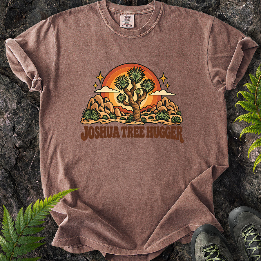 Joshua Tree Hugger Sun Retro T-Shirt
