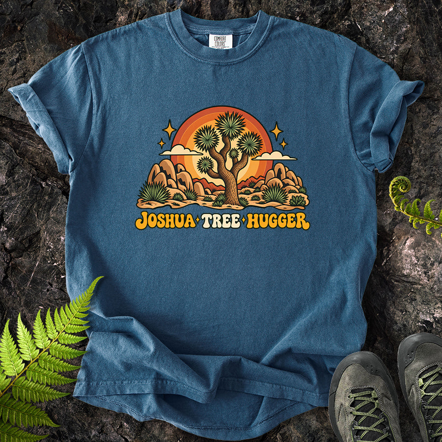 Joshua Tree Hugger Sun Retro T-Shirt