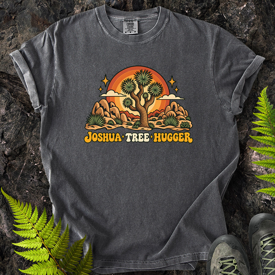 Joshua Tree Hugger Sun Retro T-Shirt