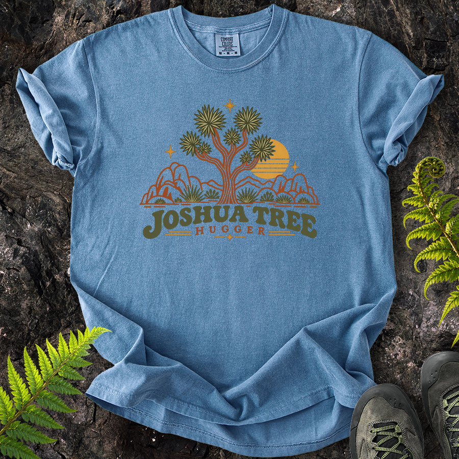 Joshua Tree Hugger Green Lines T-Shirt