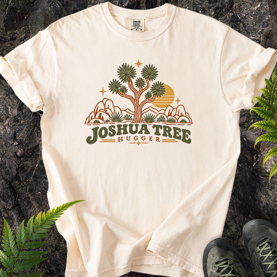 Joshua Tree Hugger Green Lines T-Shirt