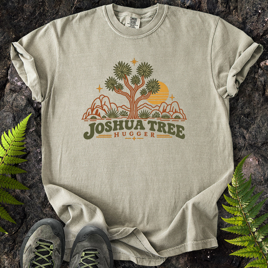 Joshua Tree Hugger Green Lines T-Shirt